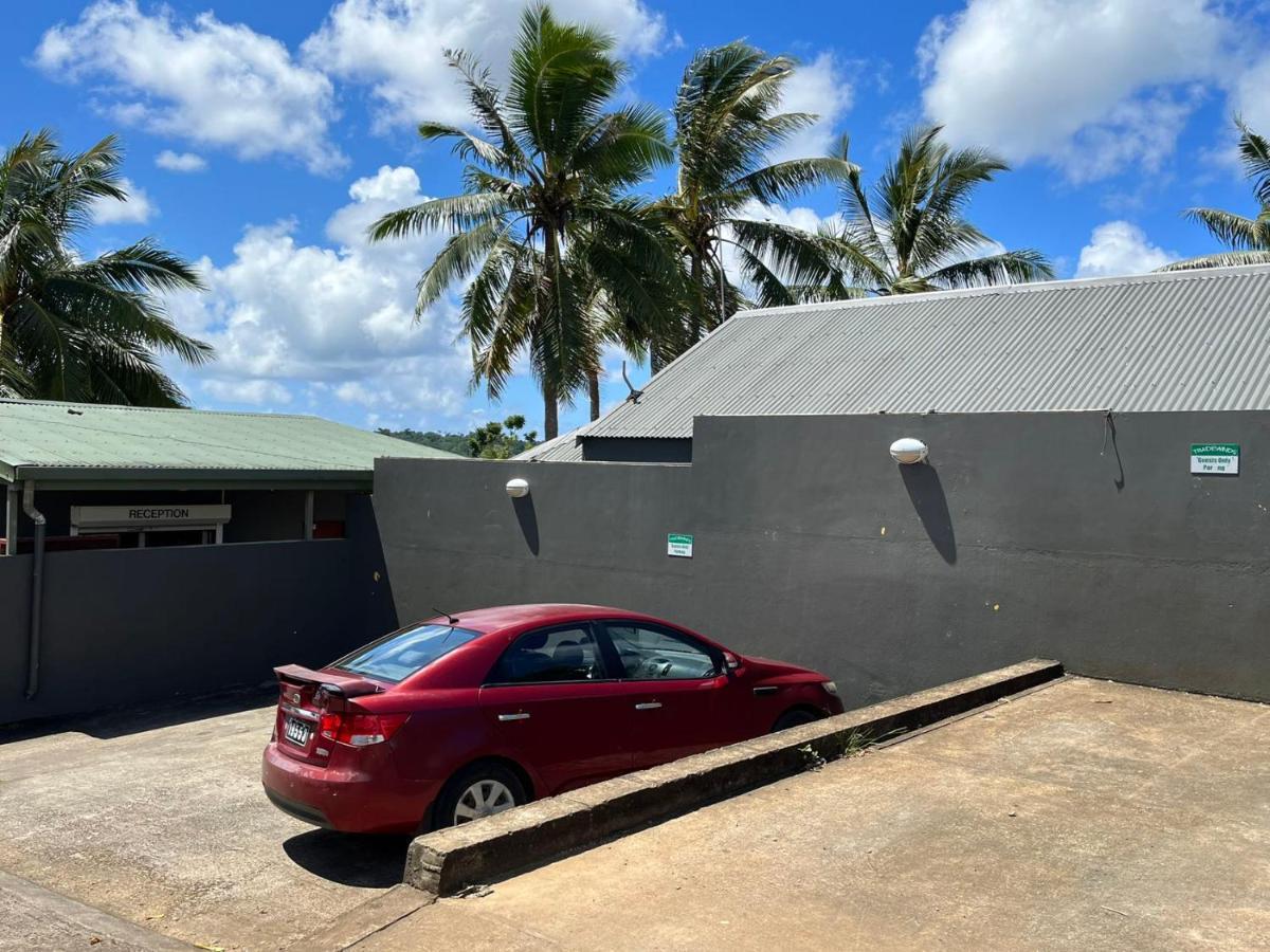 Tradewinds Villas Port Vila Exterior photo